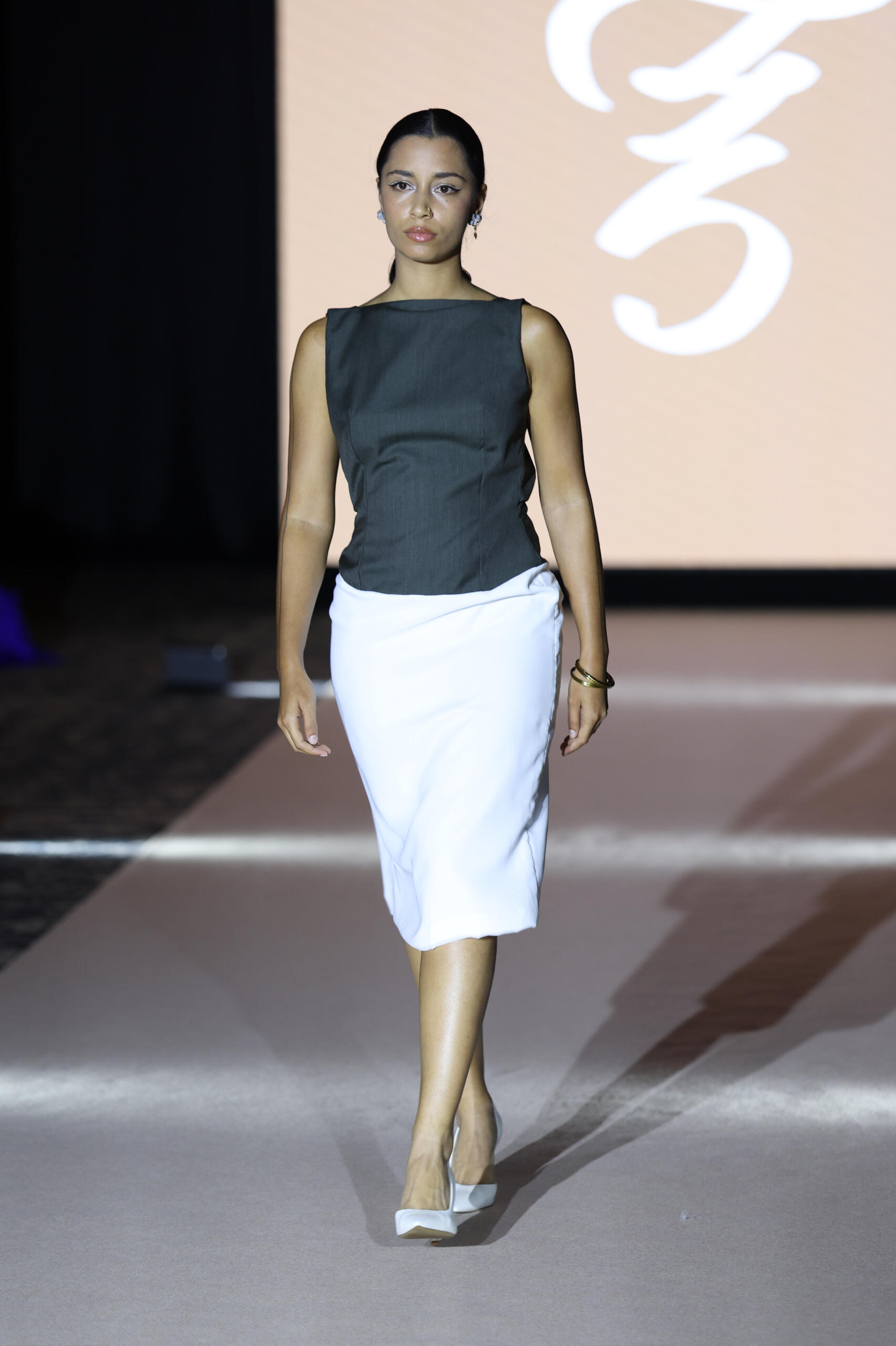 Picture by : Raoult Rand - Model : Zia